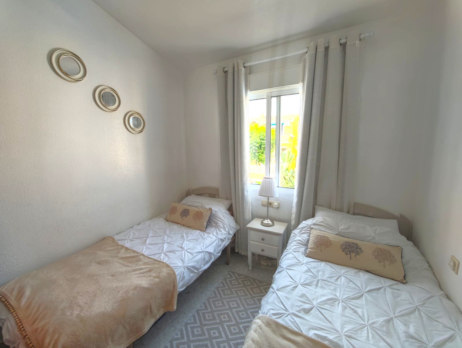 For sale - 2 Bedroom 1 Bathroom Top Floor apartment in Villamartin - Lomas Golf - Alicante