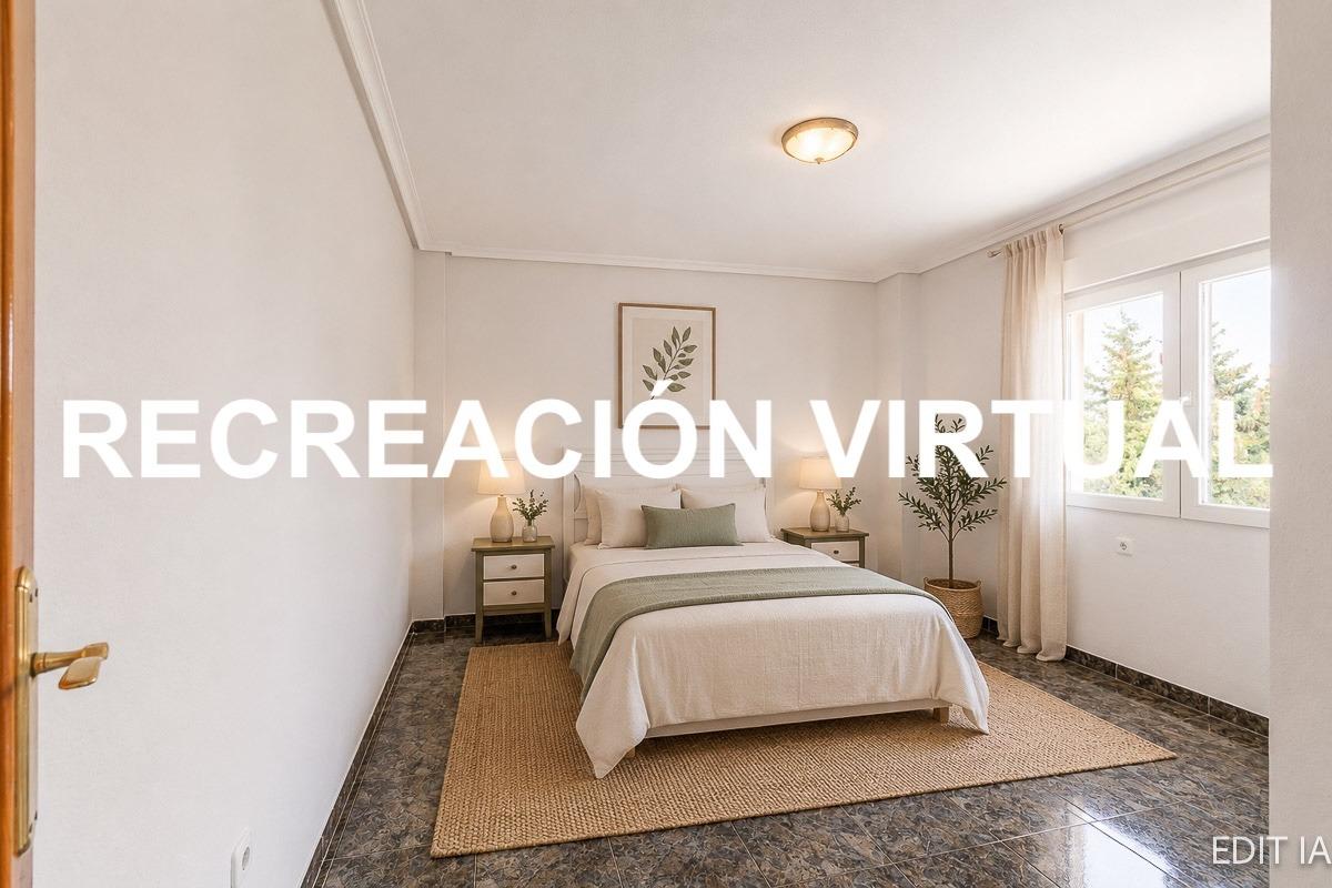 For sale - 3 Bedroom 2 Bathroom Semi in Playa Flamenca  - Playa Flamenca  - Alicante