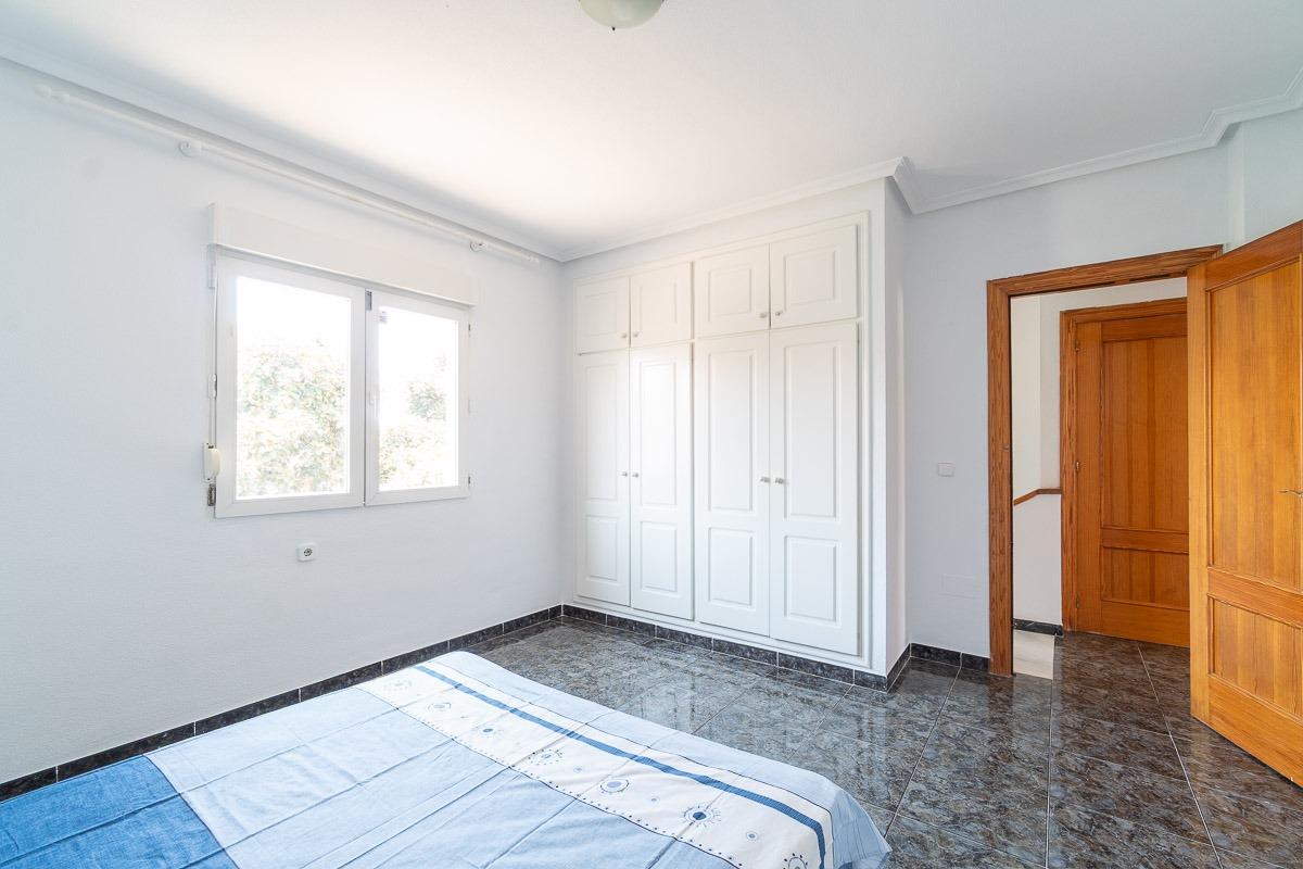 For sale - 3 Bedroom 2 Bathroom Semi in Playa Flamenca  - Playa Flamenca  - Alicante