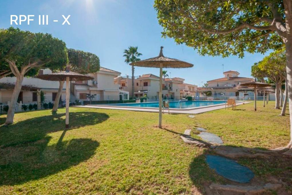 For sale - 3 Bedroom 2 Bathroom Semi in Playa Flamenca  - Playa Flamenca  - Alicante