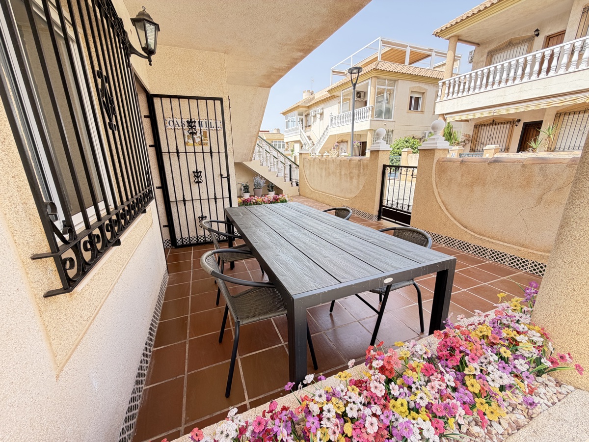 For sale - 2 Bedroom 1 Bathroom Apartment in La Zenia - , La Zenia, Alicante, Spain - Alicante