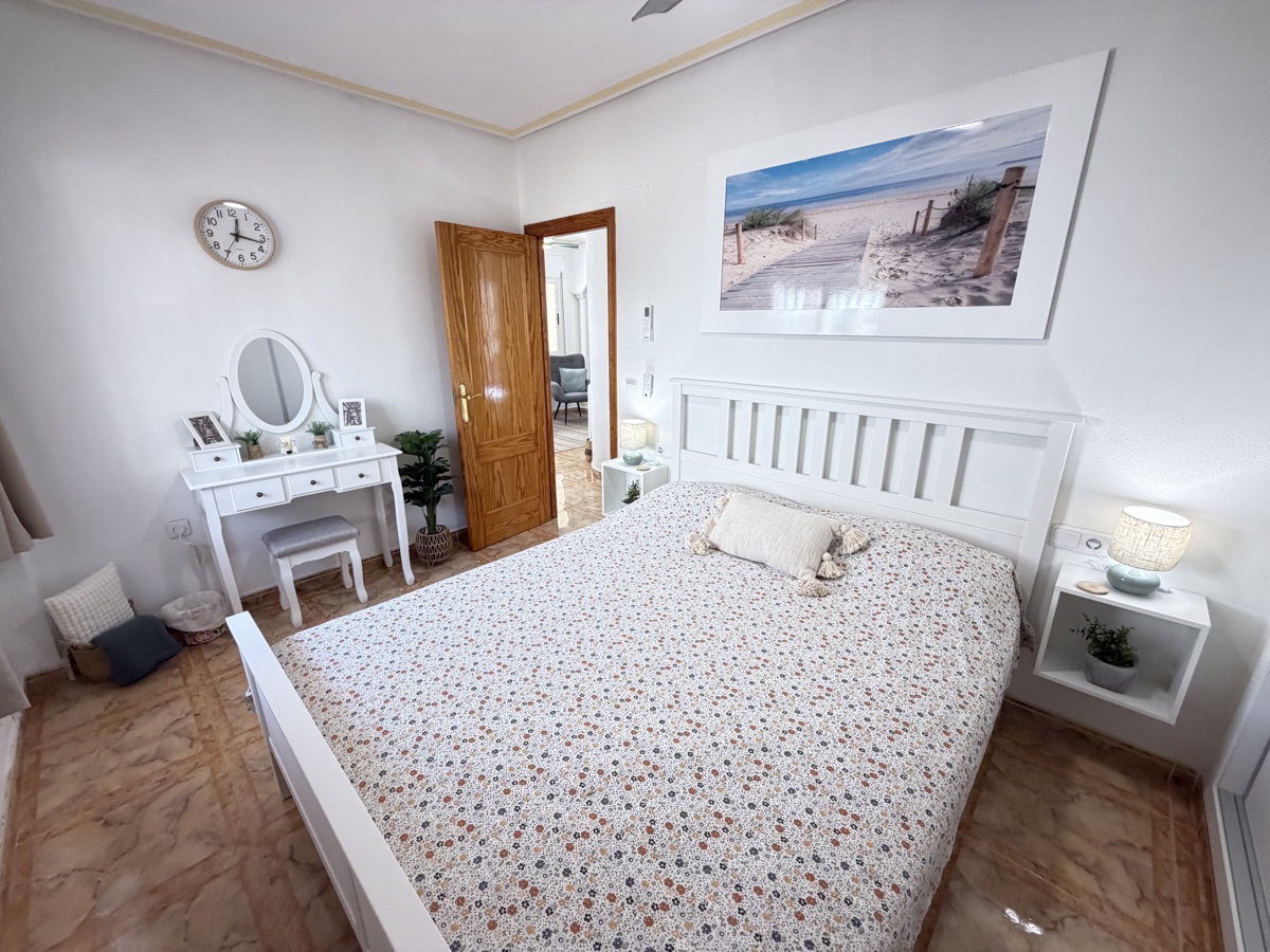 For sale - 2 Bedroom 1 Bathroom Apartment in La Zenia - , La Zenia, Alicante, Spain - Alicante
