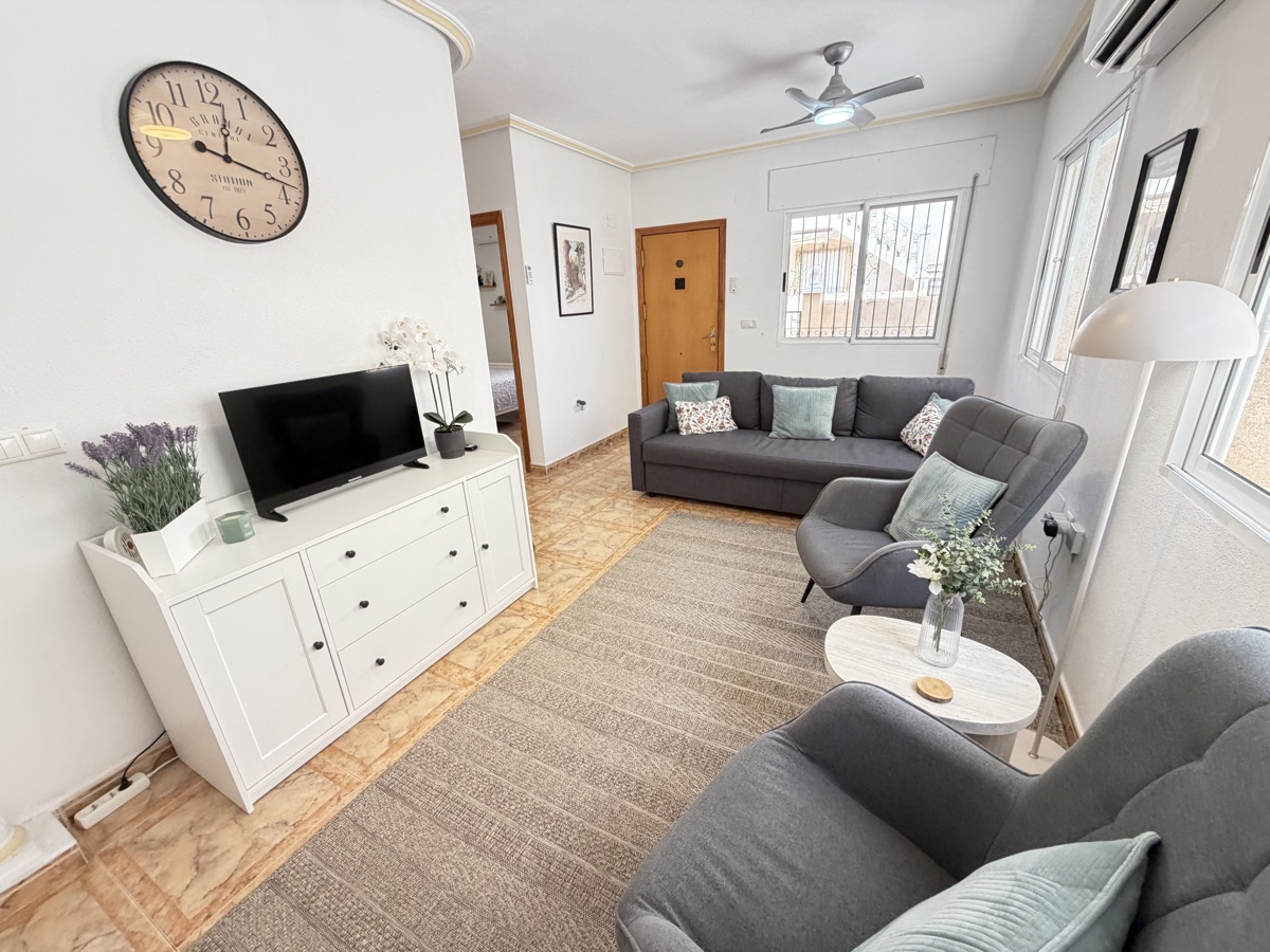For sale - 2 Bedroom 1 Bathroom Apartment in La Zenia - , La Zenia, Alicante, Spain - Alicante