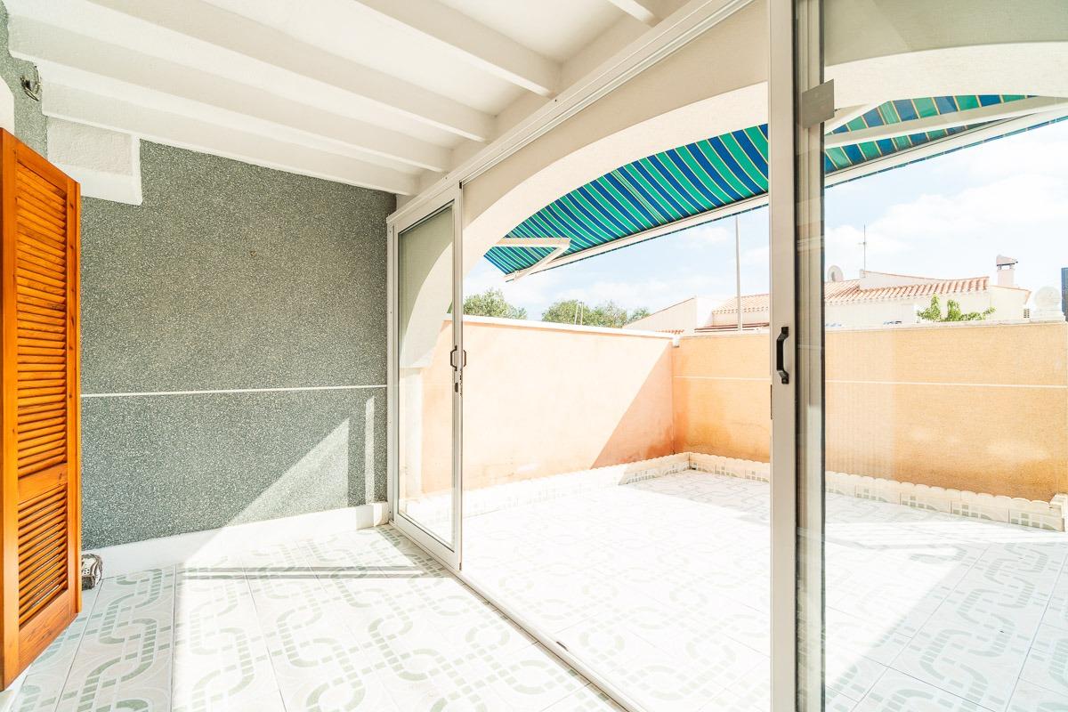 For sale - 2 Bedroom 2 Bathroom Townhouse in Torrevieja - La Siesta - El Salado - Torreta  - Alicante