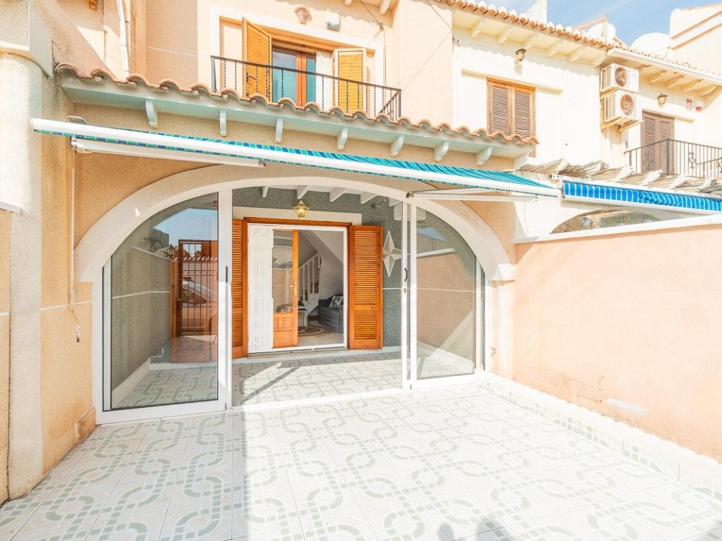 2 Bedroom 2 Bathroom Townhouse in Torrevieja