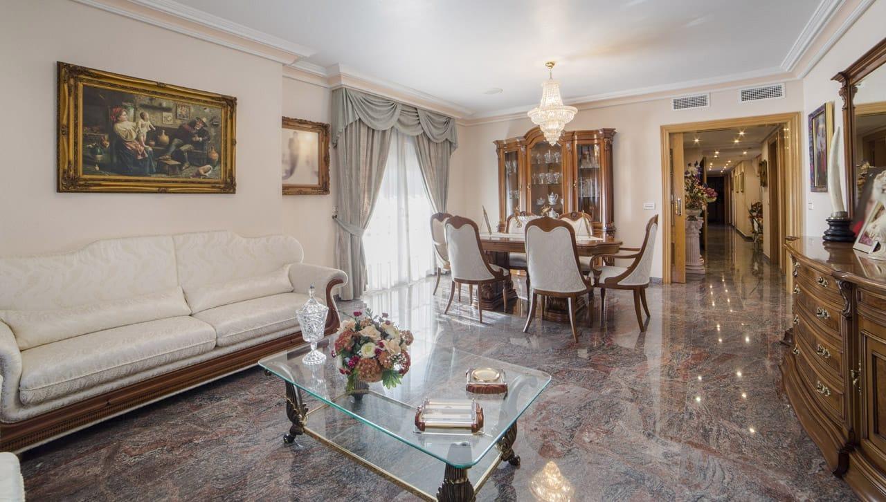For sale - 5 Bedroom 5 Bathroom Town House in Los Alcazares - Centro  - Murcia