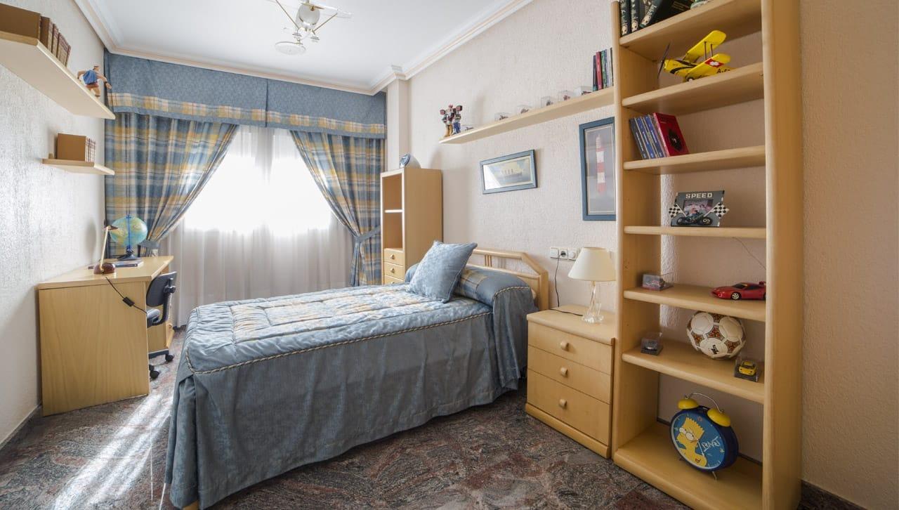 For sale - 5 Bedroom 5 Bathroom Town House in Los Alcazares - Centro  - Murcia