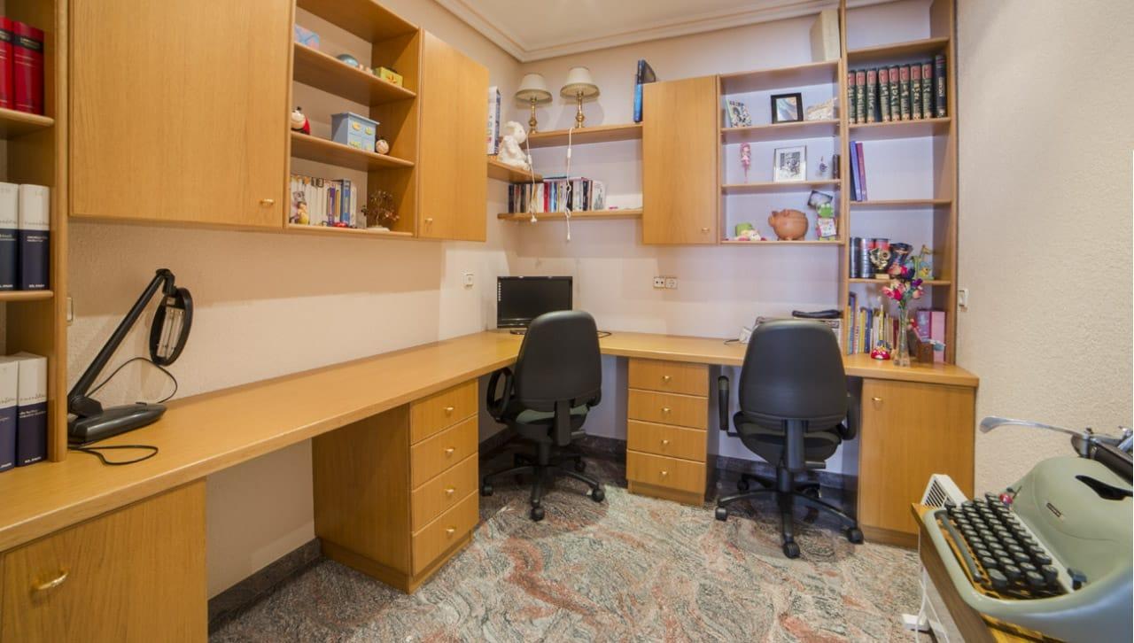 For sale - 5 Bedroom 5 Bathroom Town House in Los Alcazares - Centro  - Murcia