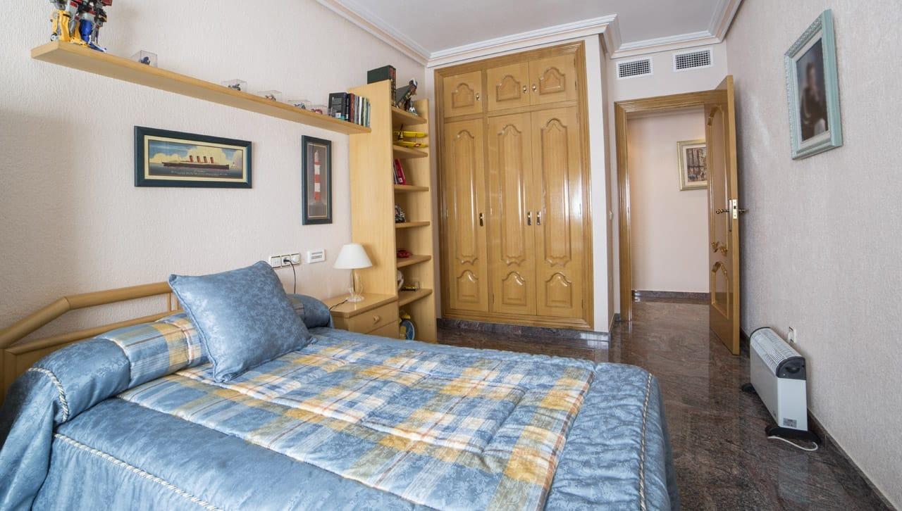 For sale - 5 Bedroom 5 Bathroom Town House in Los Alcazares - Centro  - Murcia