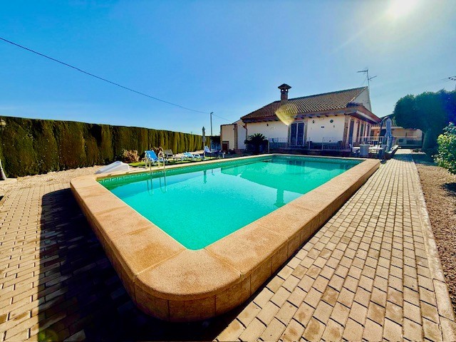 For sale - 3 Bedroom 2 Bathroom Villa in Avileses - Inland  - Murcia