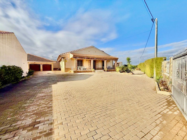 For sale - 3 Bedroom 2 Bathroom Villa in Avileses - Inland  - Murcia