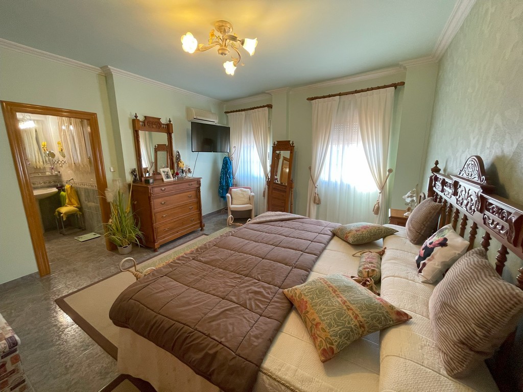 For sale - 4 Bedroom 4 Bathroom Semi Detached in La Union - Costa Calida  - Murcia