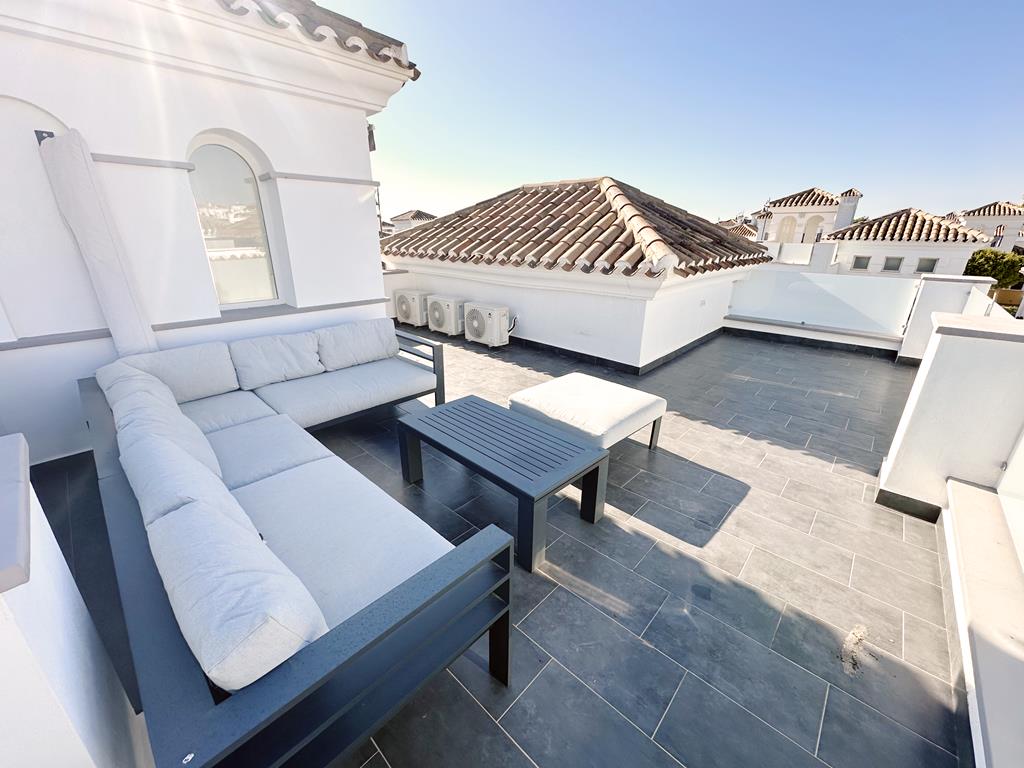 For sale - 2 Bedroom 1 Bathroom Villa in La Torre Golf Resort - Inland  - Murcia