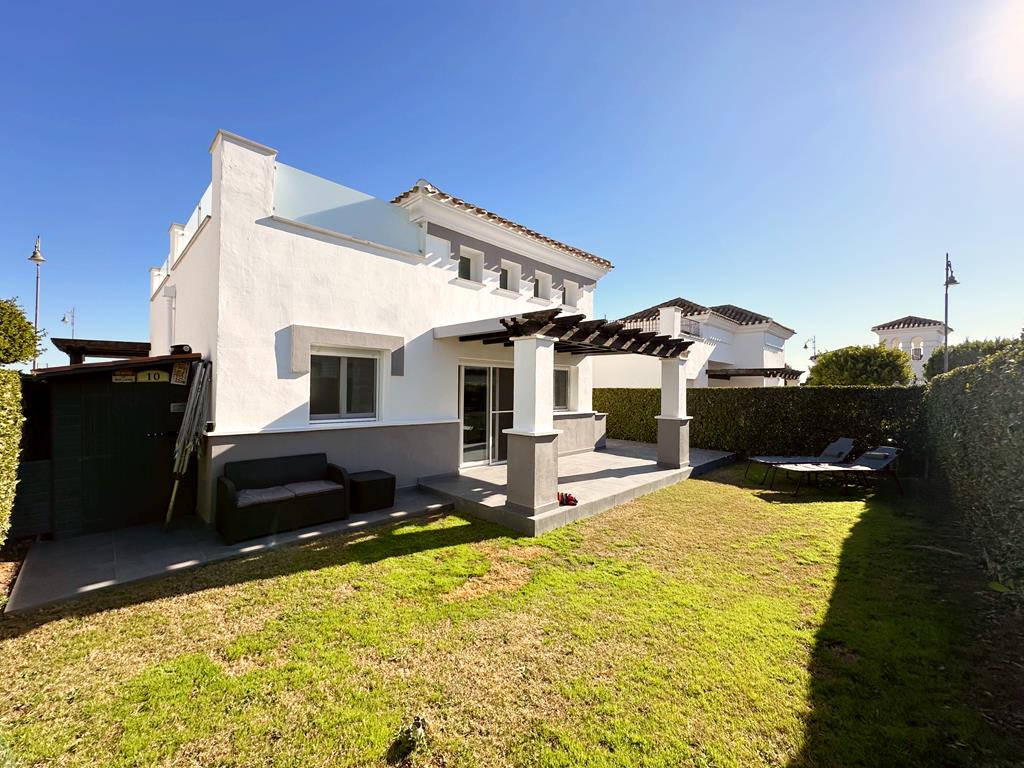 For sale - 2 Bedroom 1 Bathroom Villa in La Torre Golf Resort - Inland  - Murcia