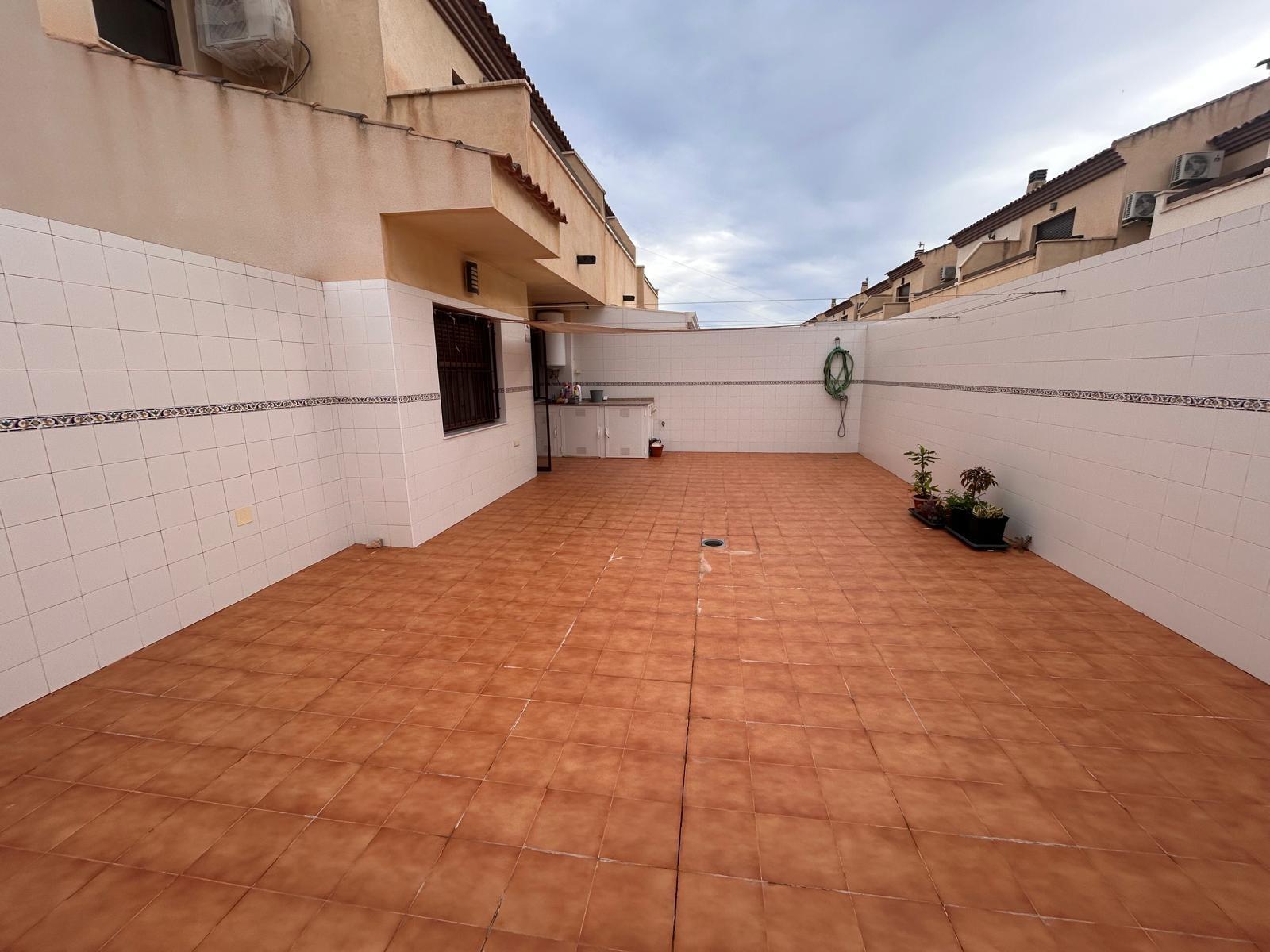 For sale - 3 Bedroom 1 Bathroom Semi Detached in Los Alcazares - Serena Golf  - Murcia