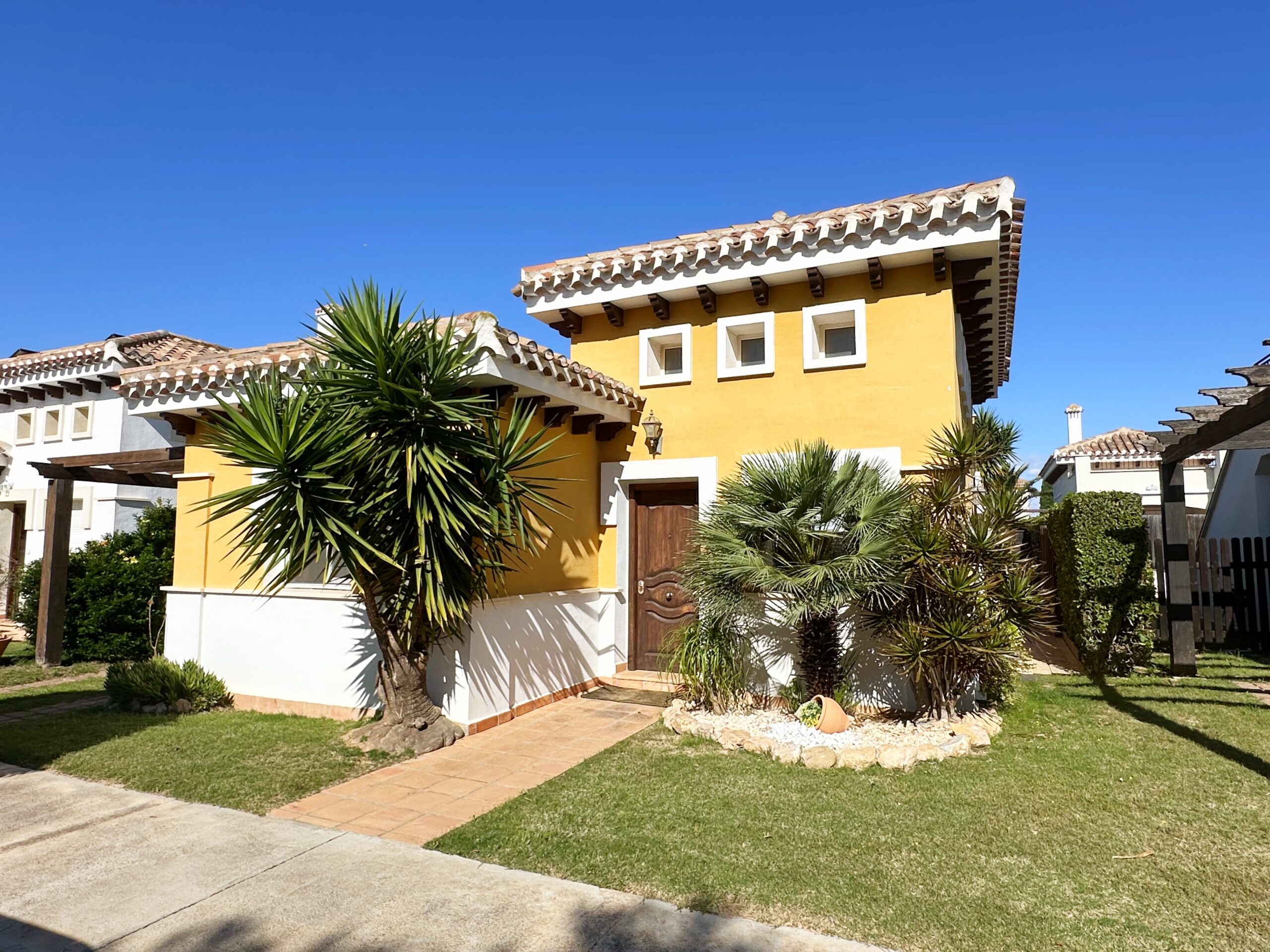 For sale - 2 Bedroom 2 Bathroom Villa in Mar Menor Golf Resort - Inland  - Murcia