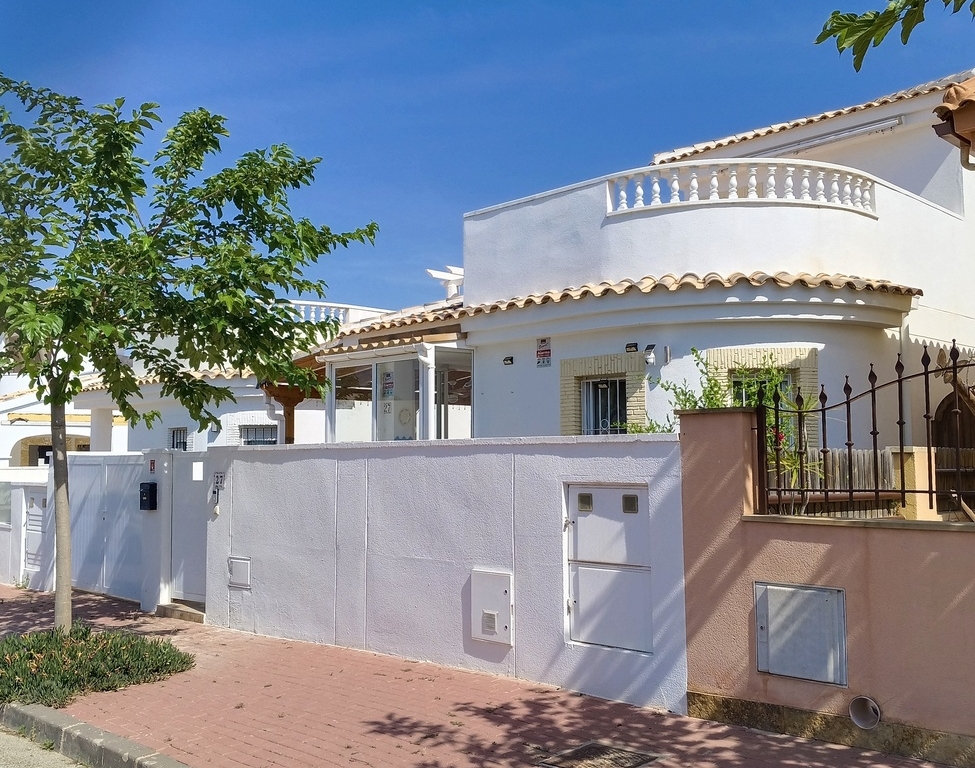 3 Bedroom 2 Bathroom Villa in Sucina