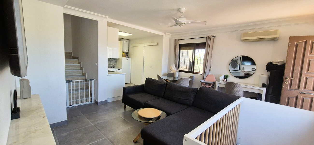 For sale - 3 Bedroom 1 Bathroom Villa in Blue Lagoon - Costa Blanca  - Alicante