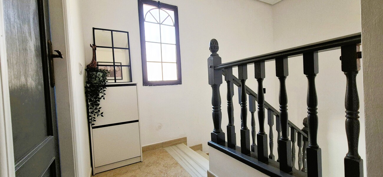 For sale - 3 Bedroom 1 Bathroom Villa in Blue Lagoon - Costa Blanca  - Alicante