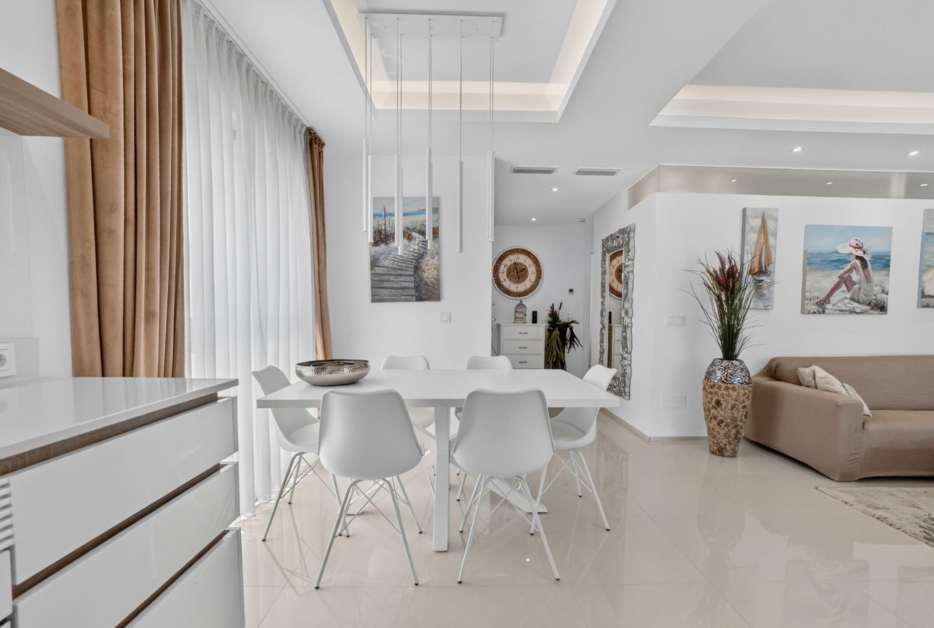For sale - 2 Bedroom 2 Bathroom Apartment in Rojales - Cuidad Quesada  - Alicante