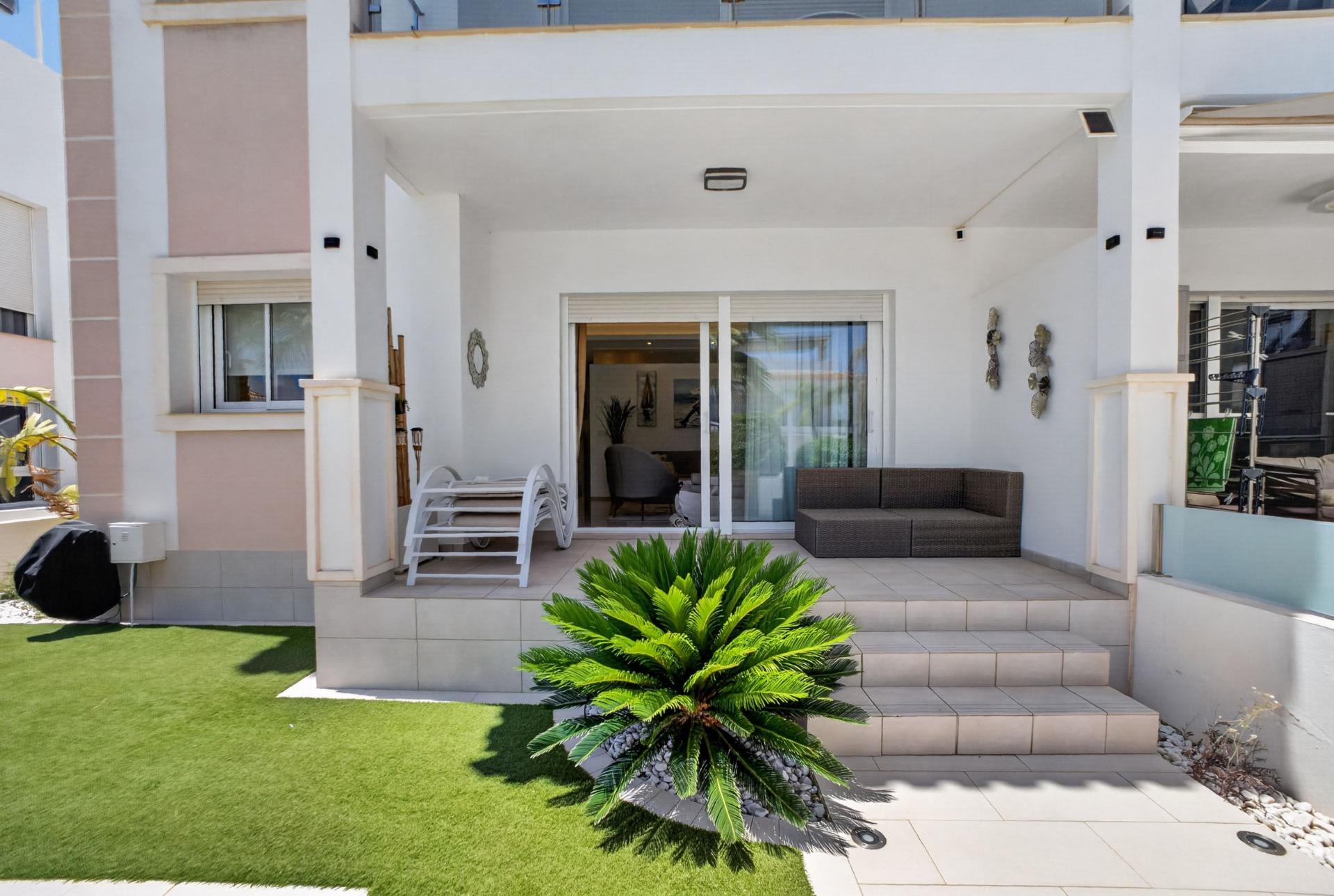 For sale - 2 Bedroom 2 Bathroom Apartment in Rojales - Cuidad Quesada  - Alicante