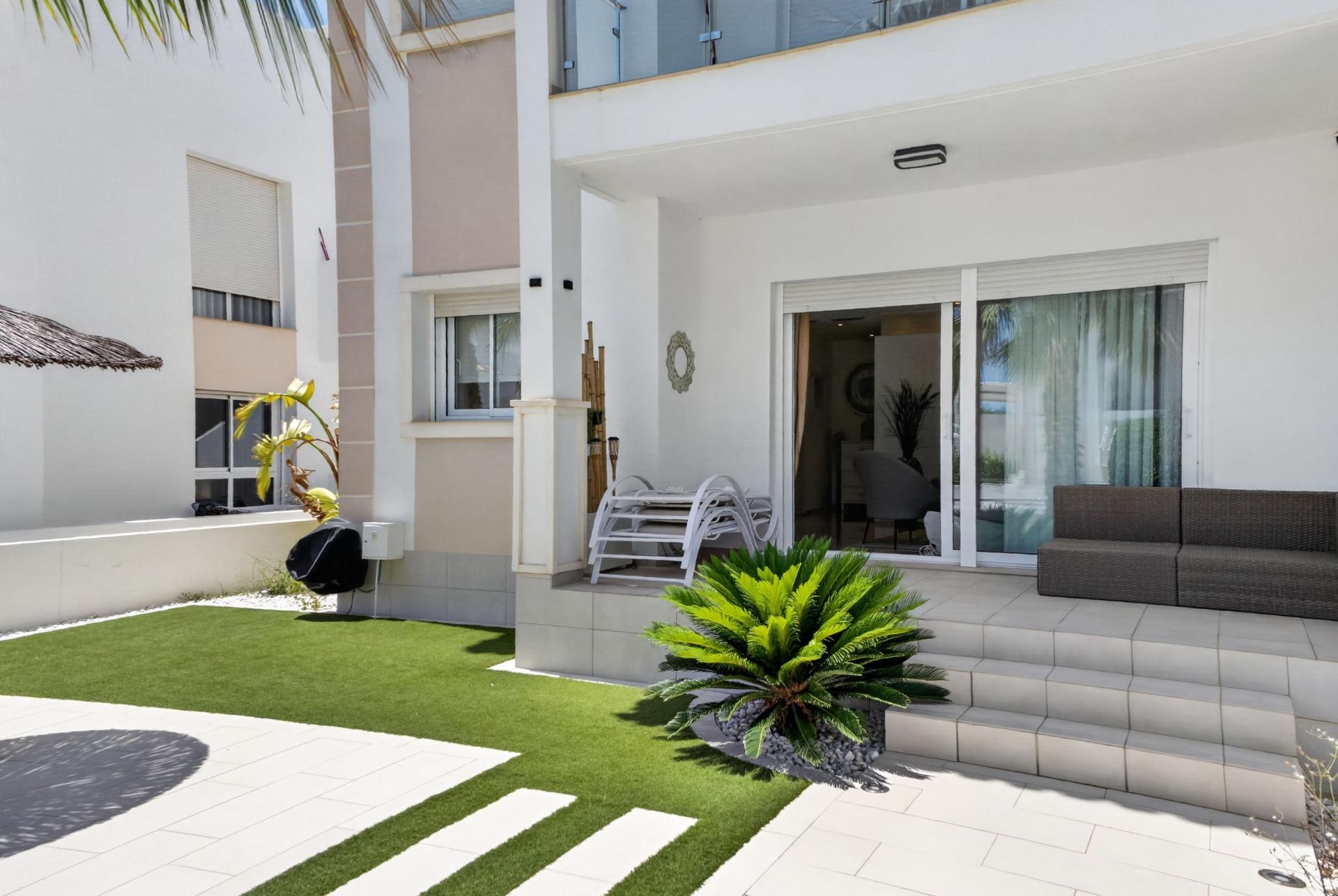 For sale - 2 Bedroom 2 Bathroom Apartment in Rojales - Cuidad Quesada  - Alicante