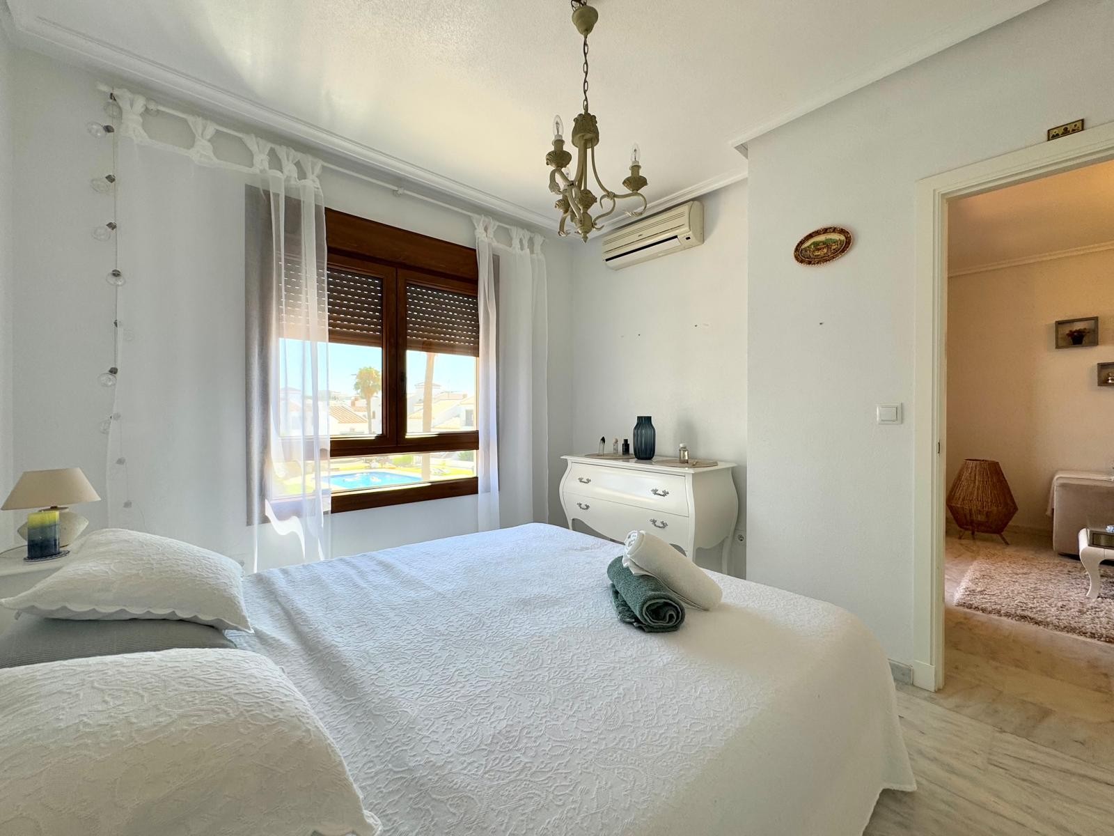 For sale - 2 Bedroom 2 Bathroom Apartment in Orihuela Costa - Costa Blanca  - Alicante