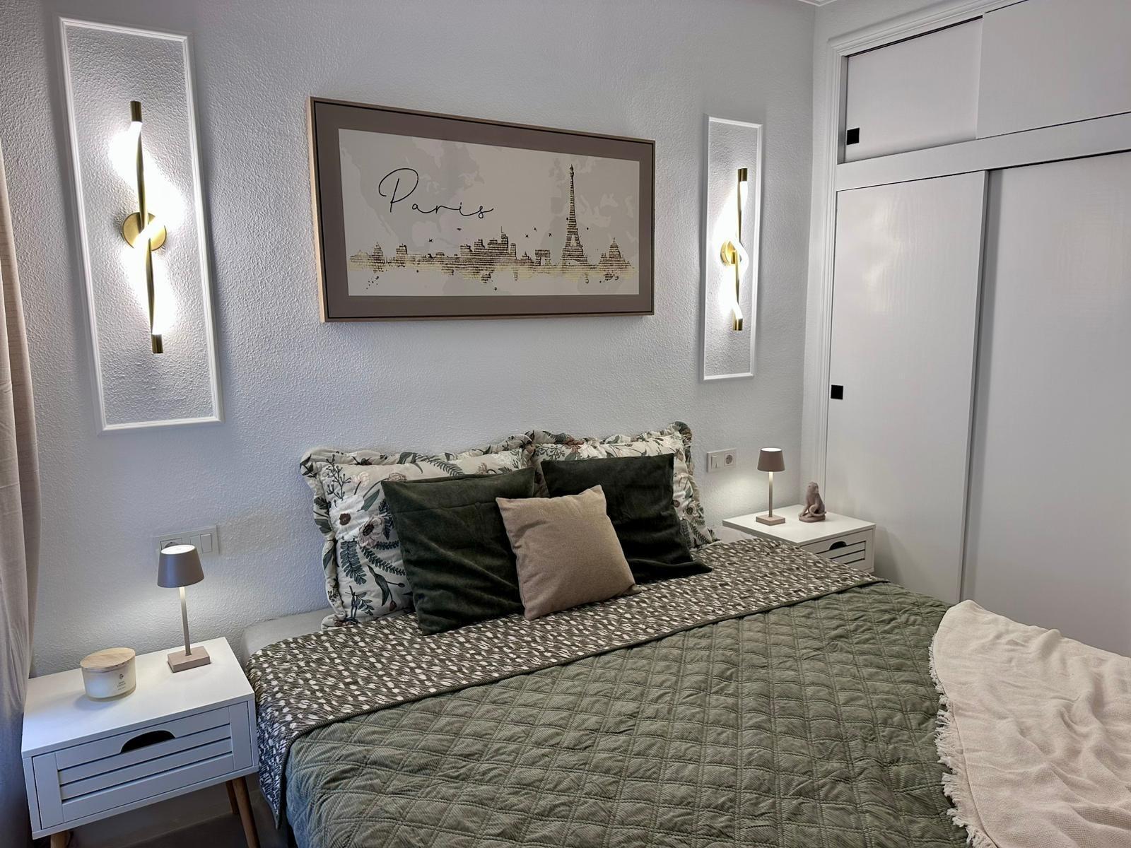 For sale - 2 Bedroom 1 Bathroom Apartment in Torrevieja - Estacion De Autobuses  - Alicante