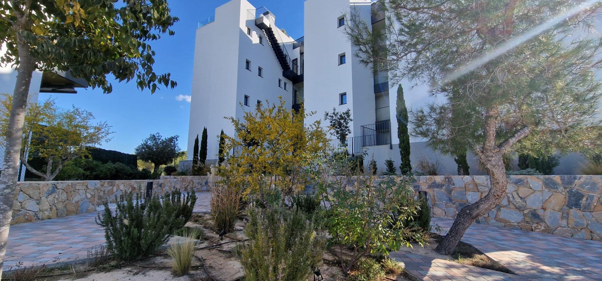 For sale - 3 Bedroom 2 Bathroom Apartment in Orihuela - Las Colinas Golf  - Alicante
