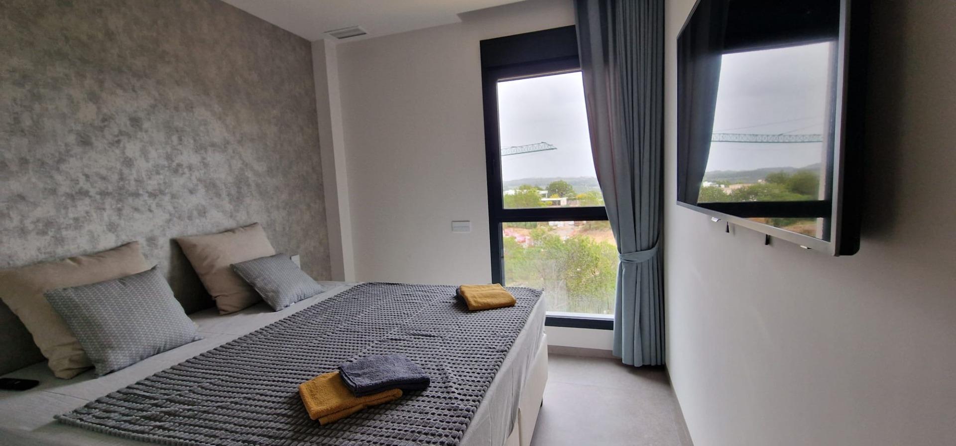 For sale - 3 Bedroom 2 Bathroom Apartment in Orihuela - Las Colinas Golf  - Alicante