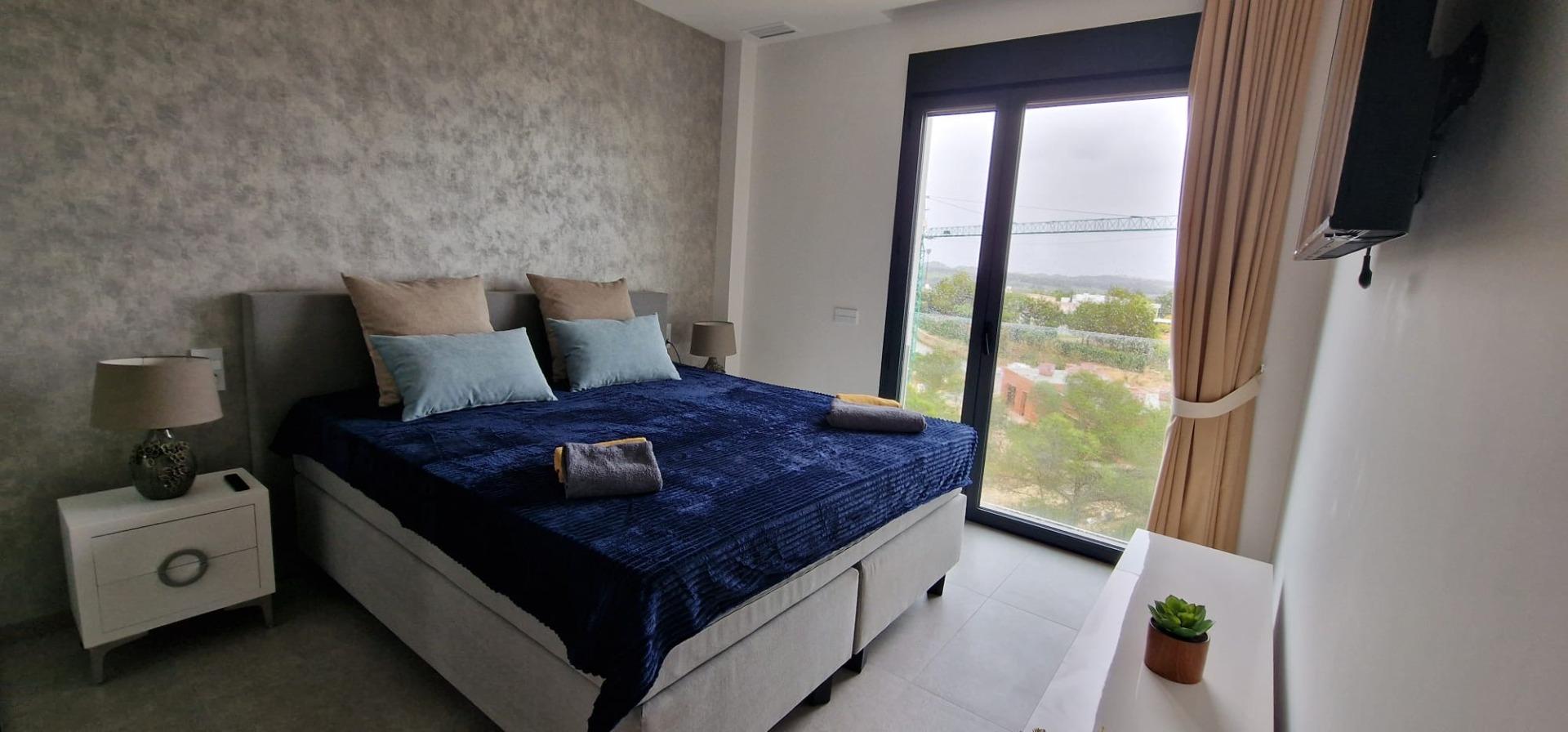 For sale - 3 Bedroom 2 Bathroom Apartment in Orihuela - Las Colinas Golf  - Alicante