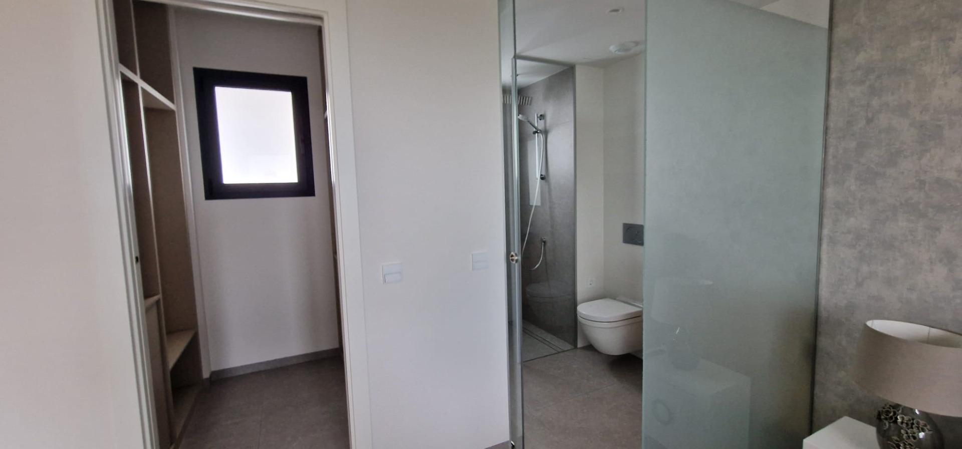 For sale - 3 Bedroom 2 Bathroom Apartment in Orihuela - Las Colinas Golf  - Alicante