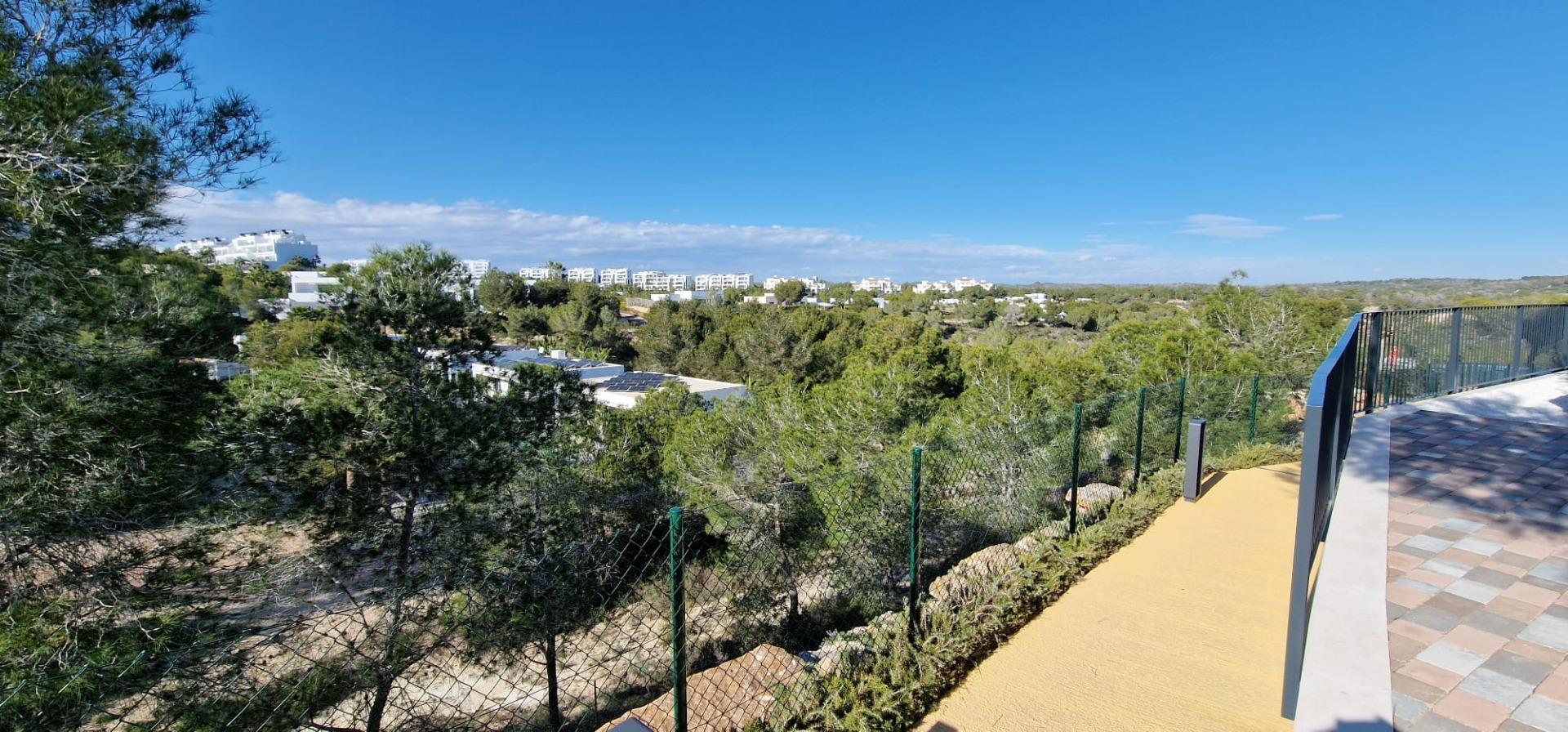 For sale - 3 Bedroom 2 Bathroom Apartment in Orihuela - Las Colinas Golf  - Alicante