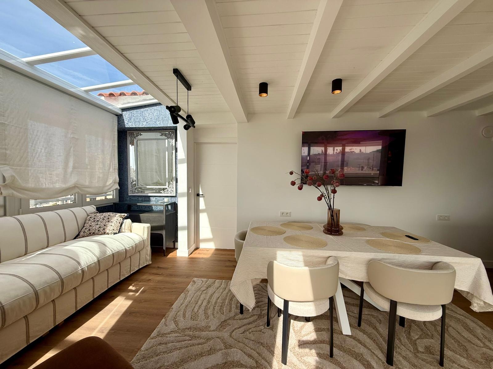 For sale - 4 Bedroom 3 Bathroom Apartment in Guardamar del Segura - Centro  - Alicante