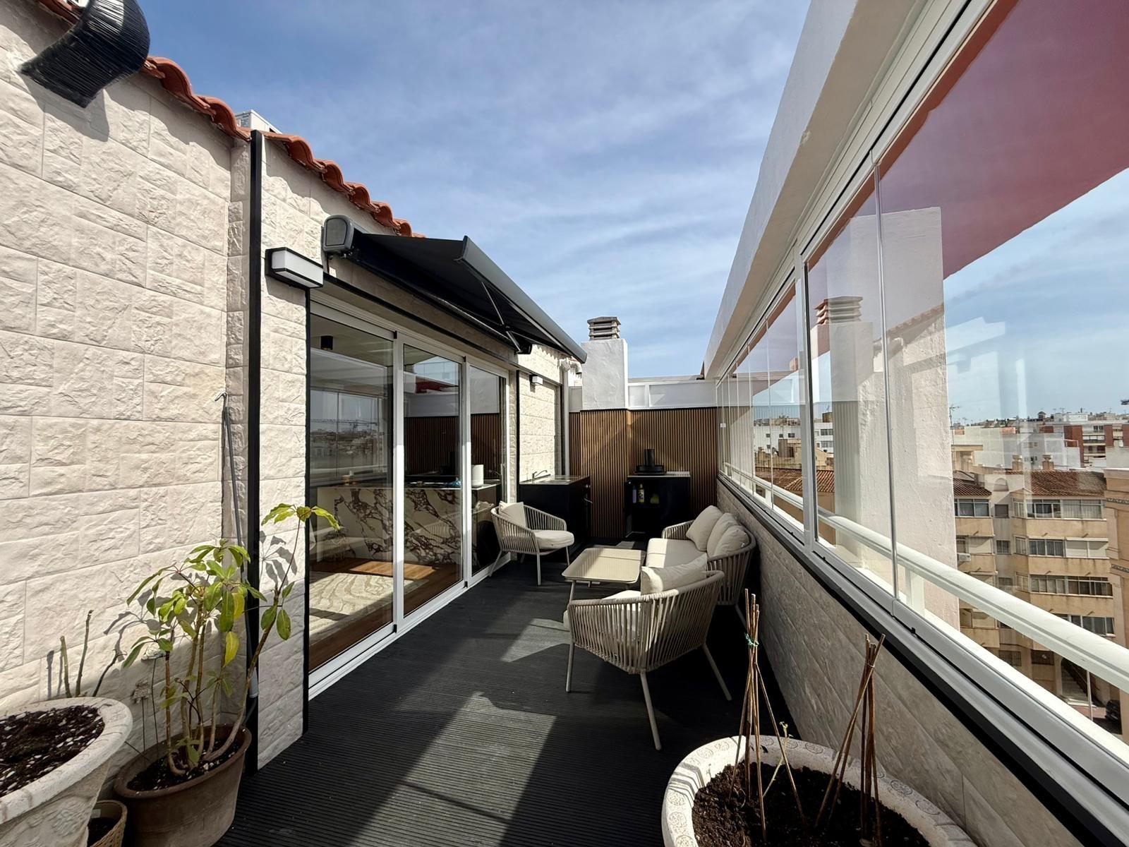 For sale - 4 Bedroom 3 Bathroom Apartment in Guardamar del Segura - Centro  - Alicante