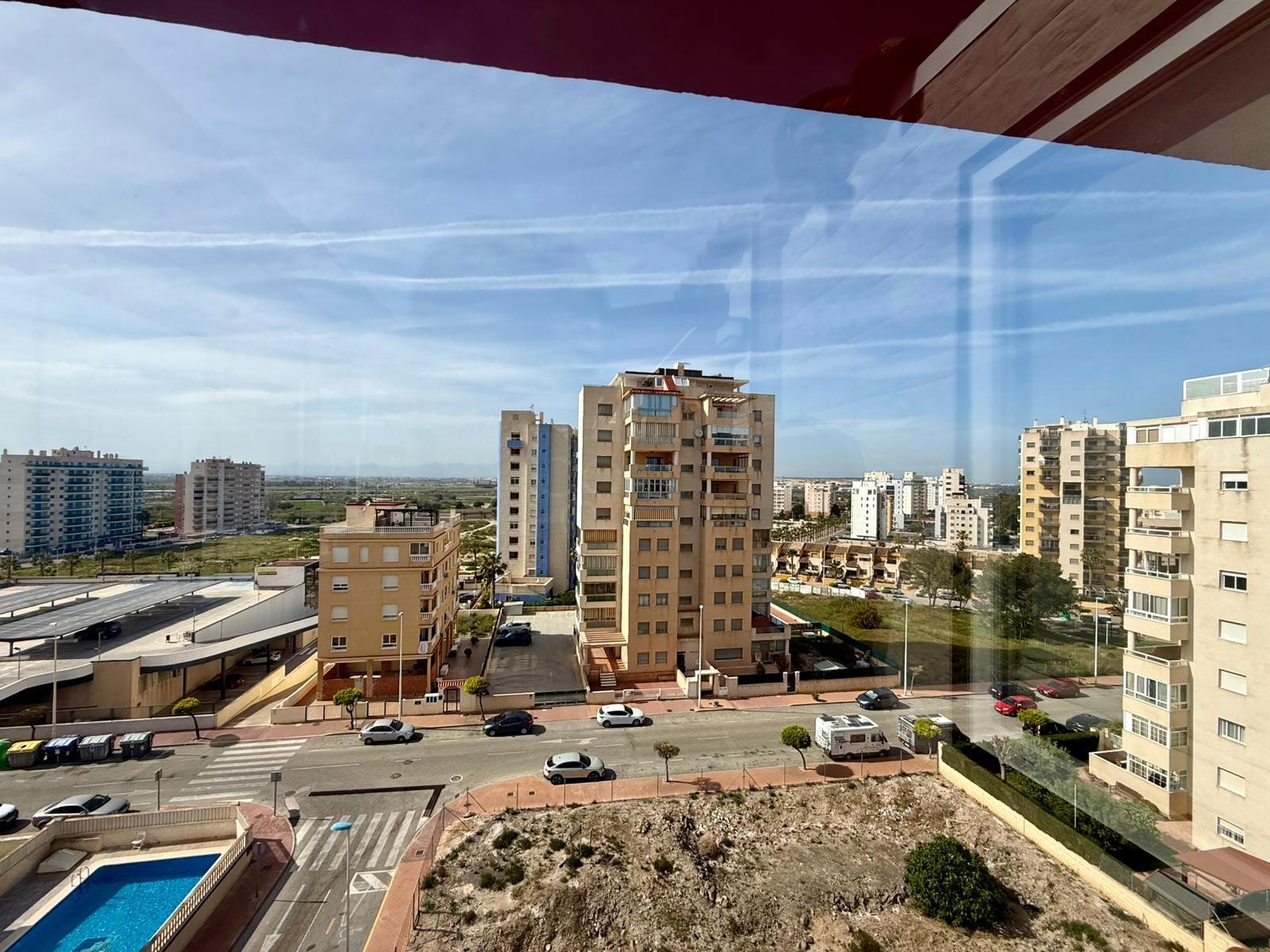 For sale - 4 Bedroom 3 Bathroom Apartment in Guardamar del Segura - Centro  - Alicante