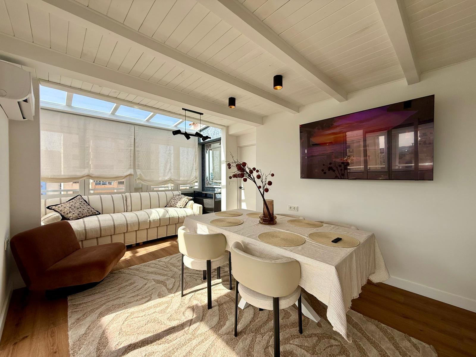 For sale - 4 Bedroom 3 Bathroom Apartment in Guardamar del Segura - Centro  - Alicante