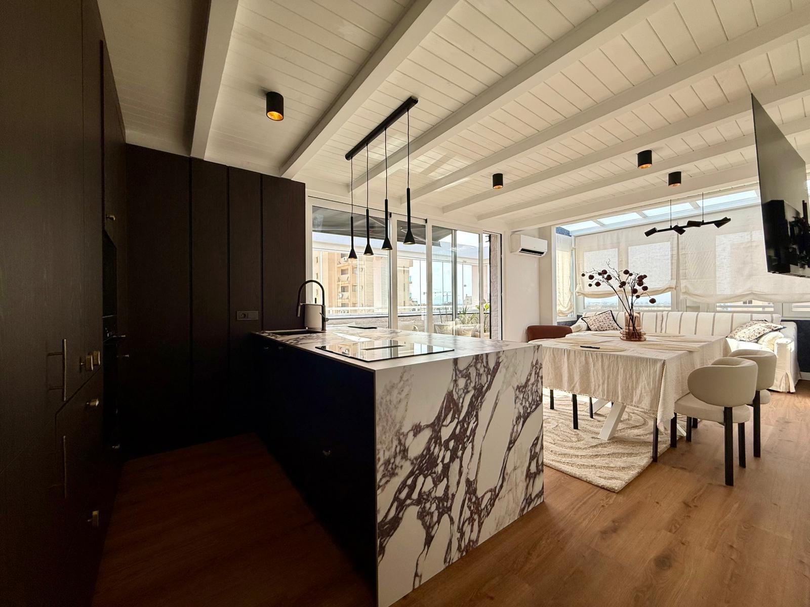 For sale - 4 Bedroom 3 Bathroom Apartment in Guardamar del Segura - Centro  - Alicante