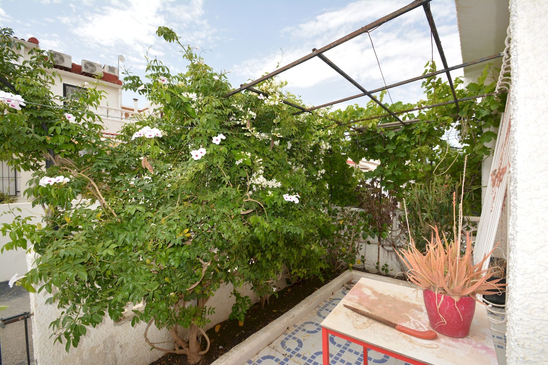 For sale - 4 Bedroom 2 Bathroom Town House in Torrevieja - Costa Blanca  - Alicante