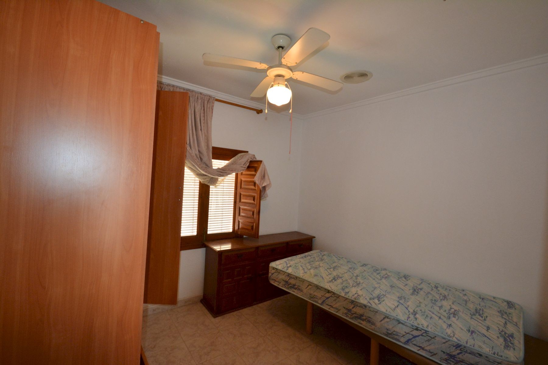 For sale - 4 Bedroom 2 Bathroom Town House in Torrevieja - Costa Blanca  - Alicante