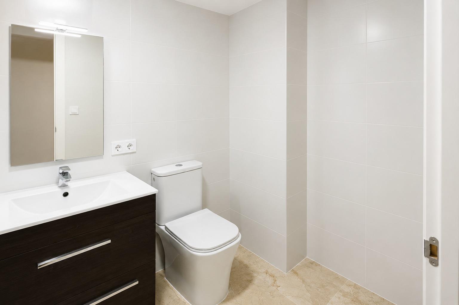 For sale - 2 Bedroom 1 Bathroom Apartment in Orihuela Costa - Altos De Campoamor  - Alicante