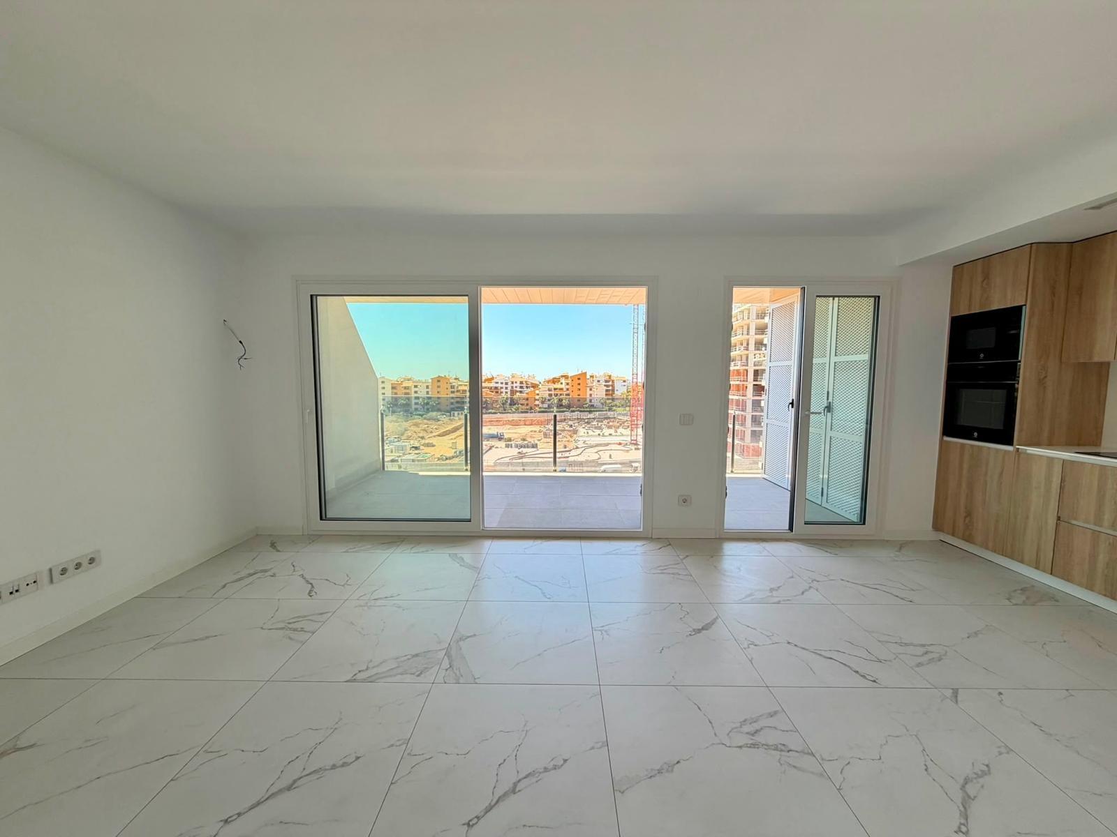 For sale - 2 Bedroom 2 Bathroom Apartment in Torrevieja - Punta Prima  - Alicante