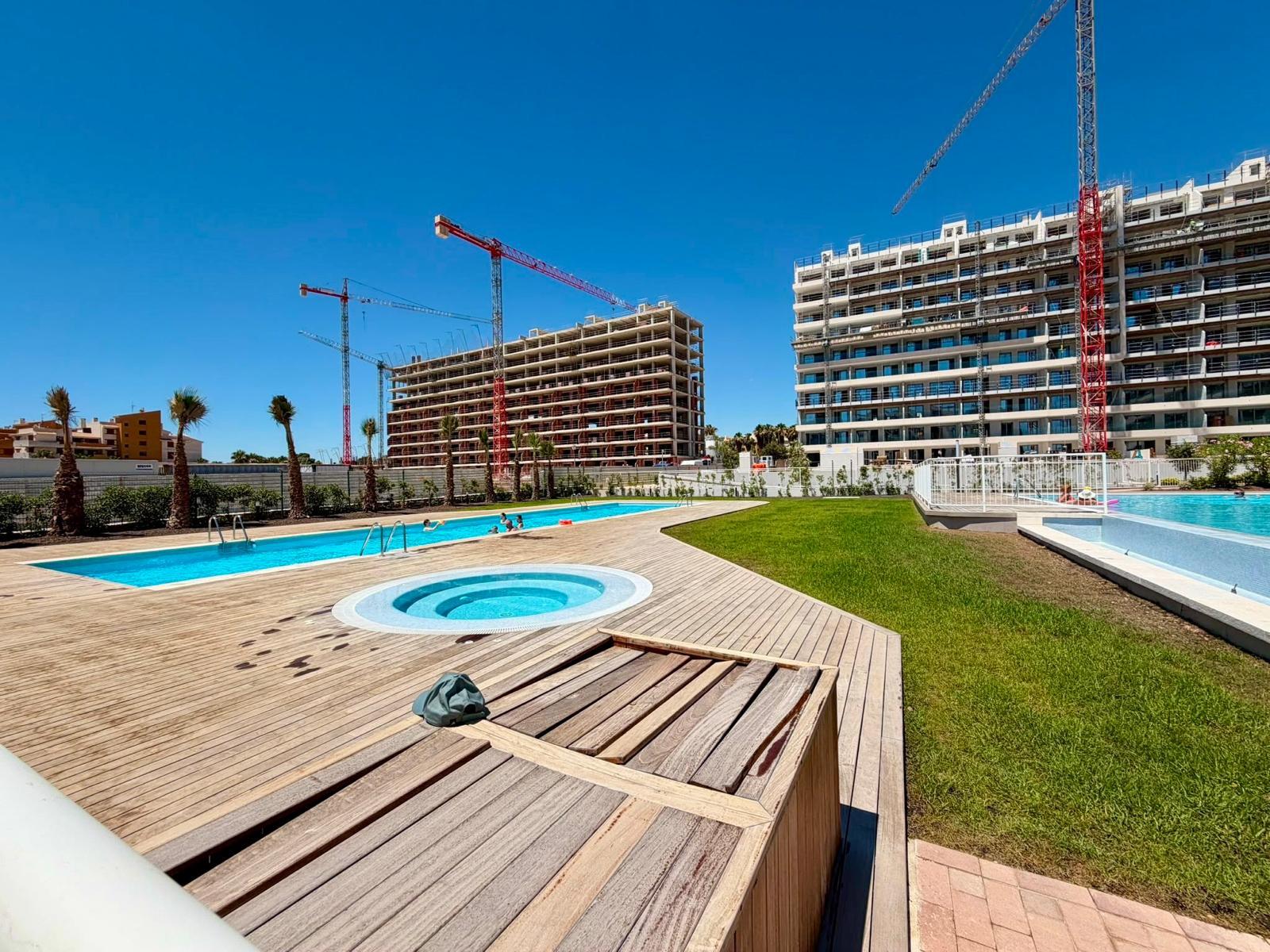For sale - 2 Bedroom 2 Bathroom Apartment in Torrevieja - Punta Prima  - Alicante
