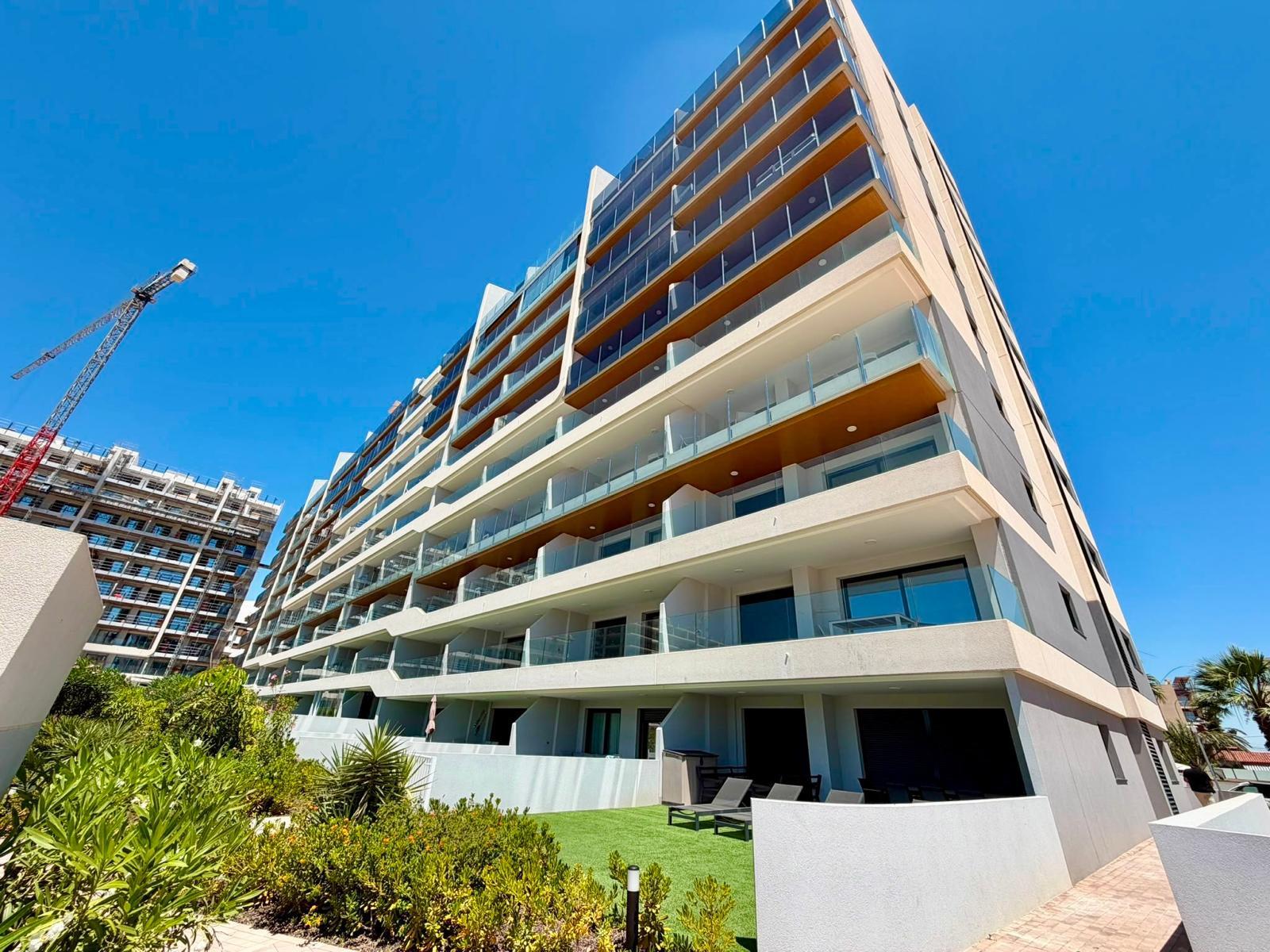 For sale - 2 Bedroom 2 Bathroom Apartment in Torrevieja - Punta Prima  - Alicante