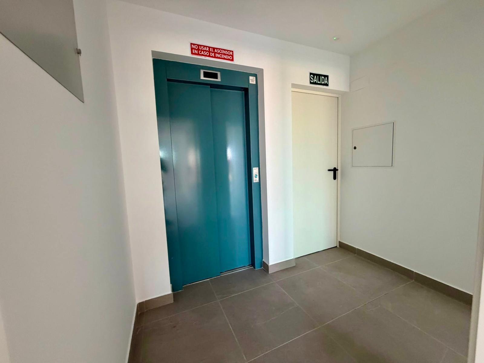 For sale - 2 Bedroom 2 Bathroom Apartment in Torrevieja - Punta Prima  - Alicante
