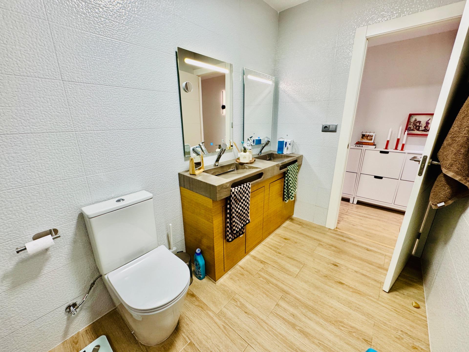 For sale - 3 Bedroom 2 Bathroom Apartment in Pilar de La Horadada - Zona Pueblo  - Alicante