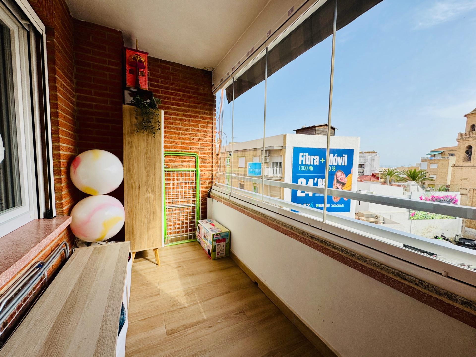 For sale - 3 Bedroom 2 Bathroom Apartment in Pilar de La Horadada - Zona Pueblo  - Alicante