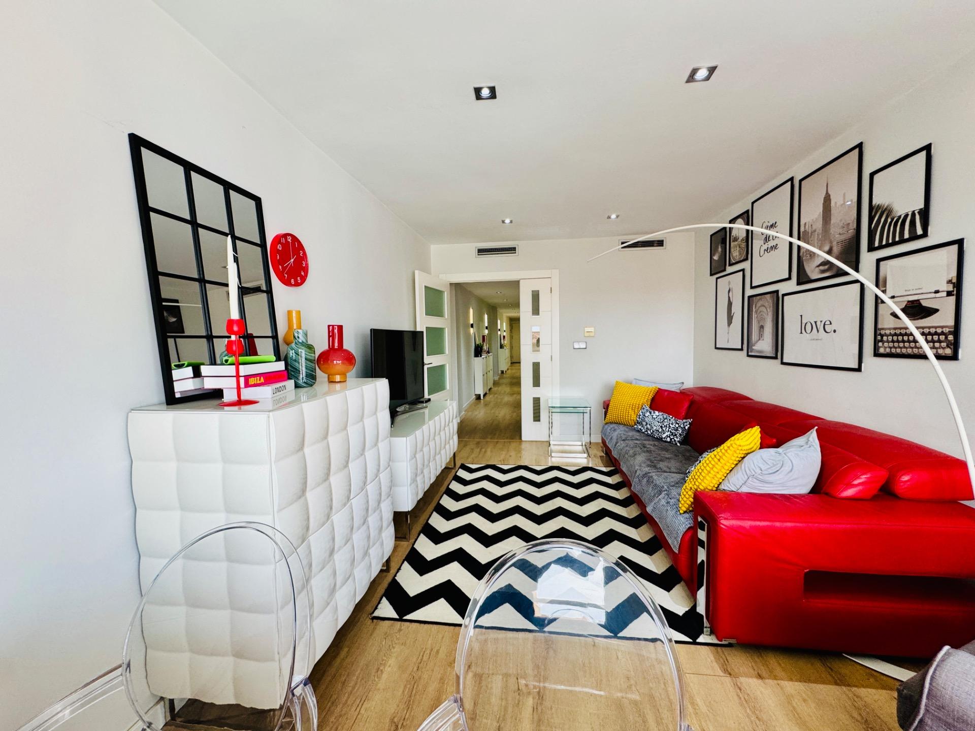 For sale - 3 Bedroom 2 Bathroom Apartment in Pilar de La Horadada - Zona Pueblo  - Alicante