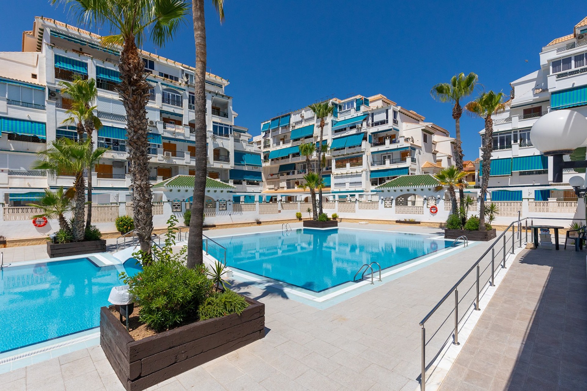 For sale - 2 Bedroom 1 Bathroom Apartment in La Mata - Costa Blanca  - Alicante