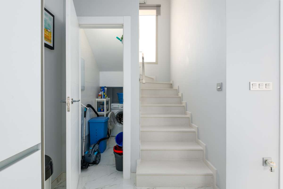 For sale - 3 Bedroom 3 Bathroom Villa in Villamartin - Costa Blanca  - Alicante